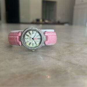 Pink breast cancer awareness women's watch!!💖